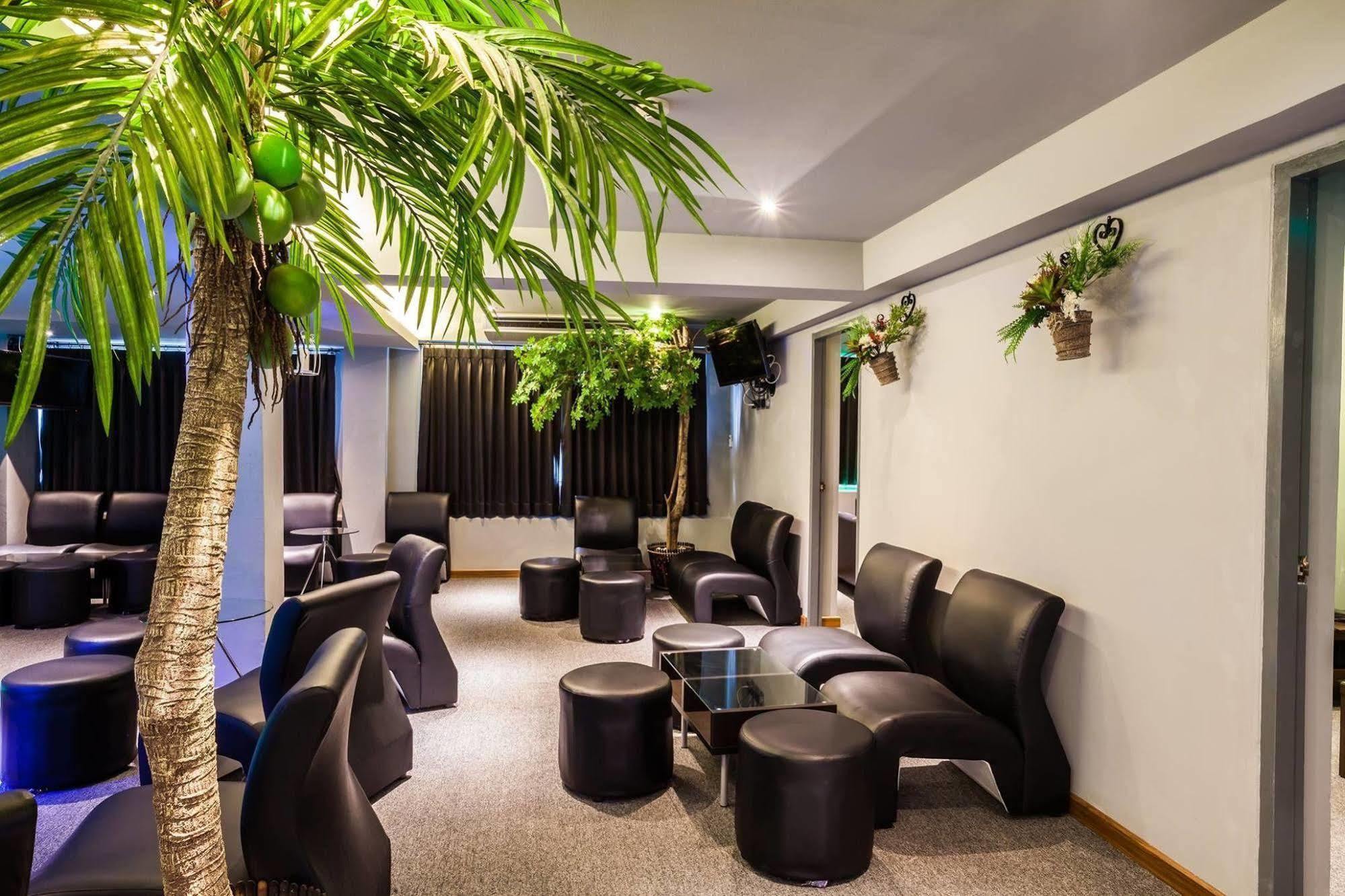 Admire Thonburi Hotel Bangkok Exterior photo